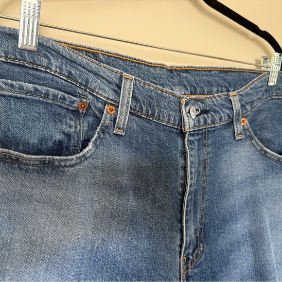 Levi’s Distressed 511 Jeans in Size 36x36 - Picture 4 of 15